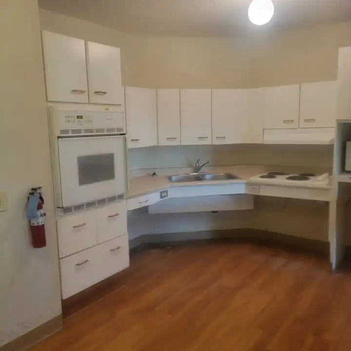 Kitchen before renovation